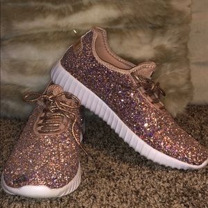 Size 10 Slip on Tennis Shoes